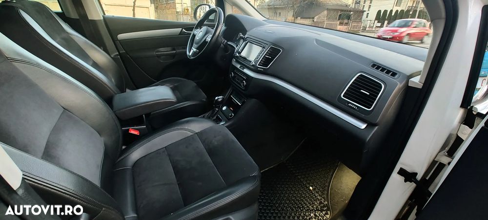 Volkswagen Sharan 2.0 TDI DSG Blue Motion Highline - 9