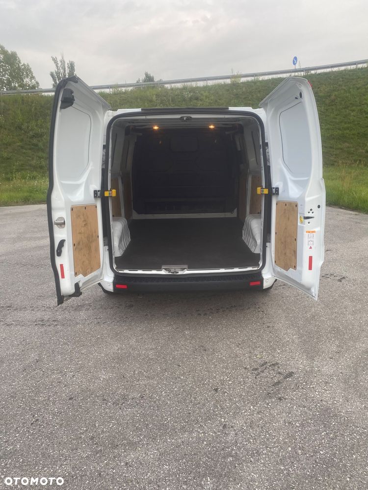Ford Transit Custom - 22