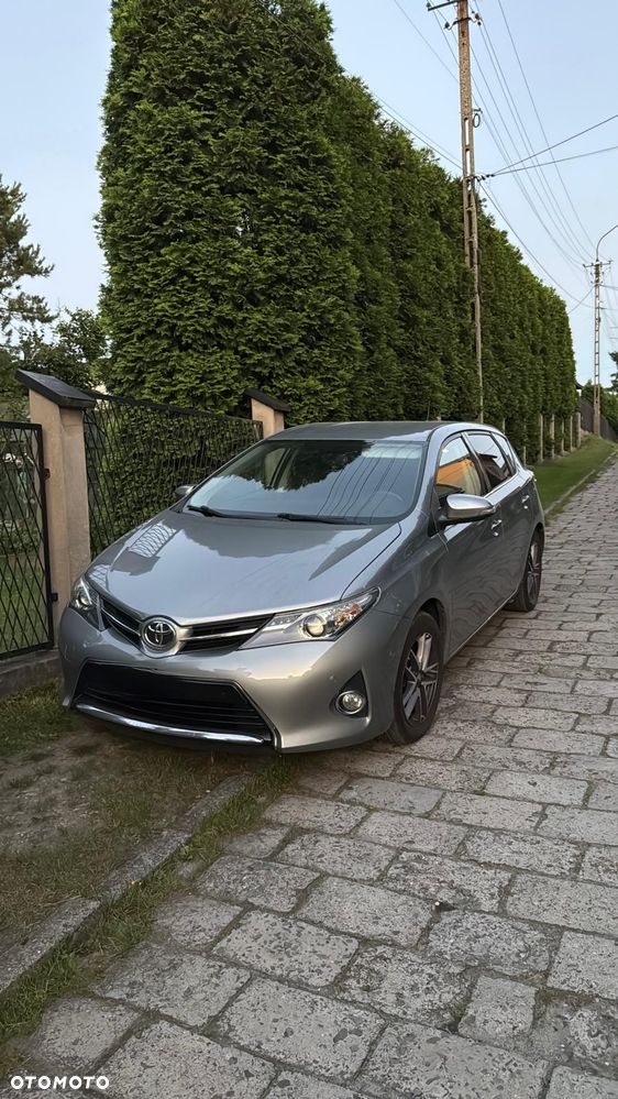 Toyota Auris 1.6 Edition - 2