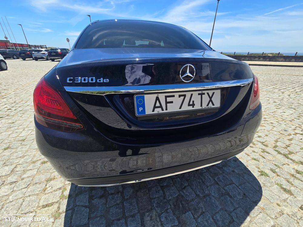 Mercedes-Benz C 300 de AMG Line - 8