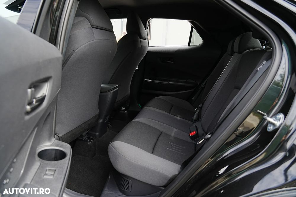 Toyota C-HR 1.8 HSD 122 CP 4x2 CVT Core - 11
