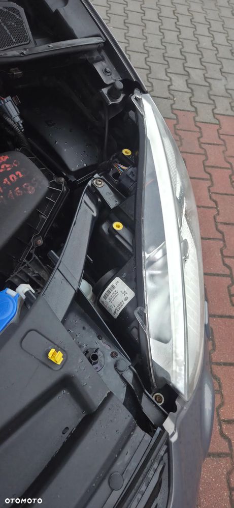 Ford S-Max 2.0 TDCi DPF Business Edition - 27