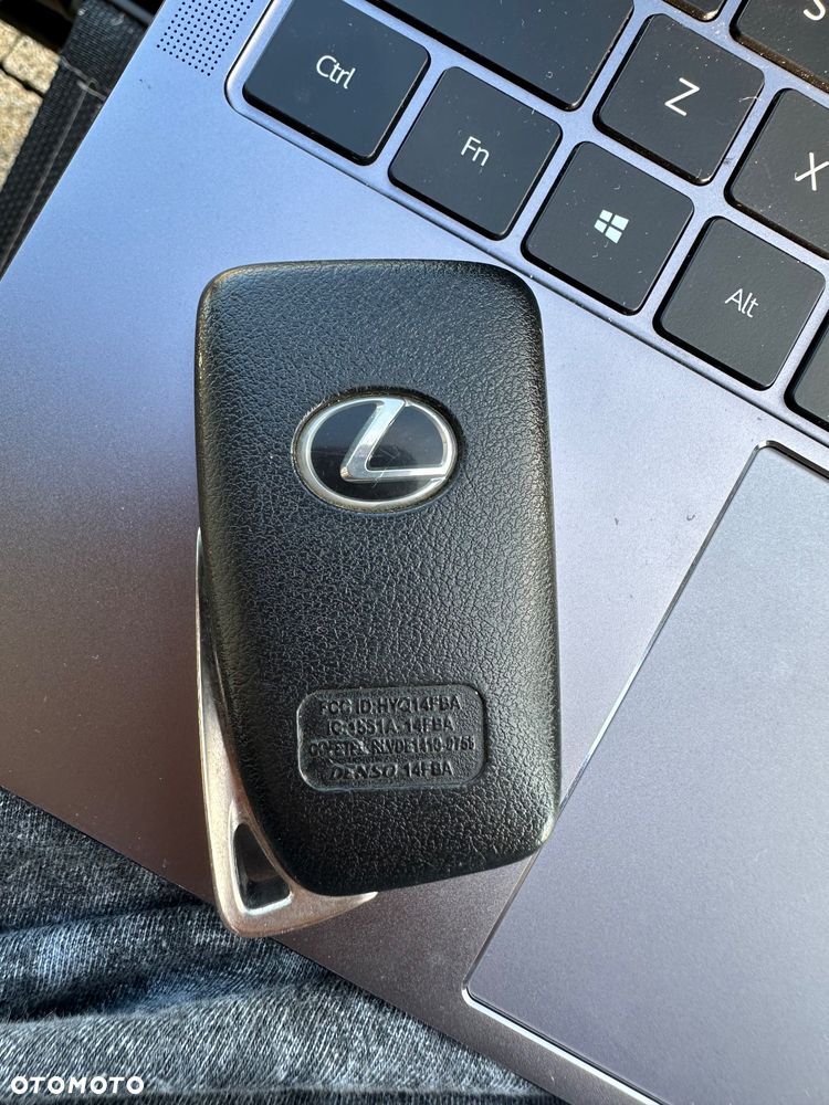 Lexus ES - 29