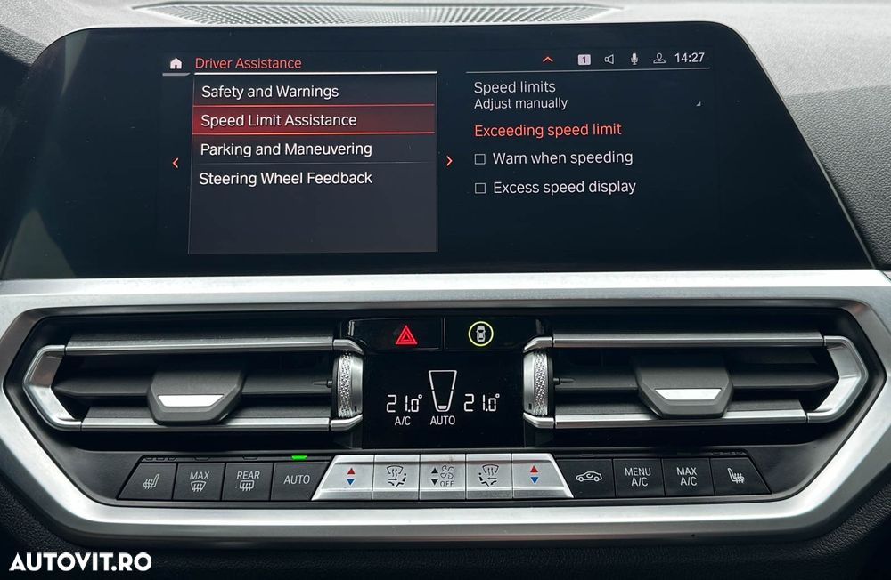 BMW Seria 3 330i xDrive AT - 26