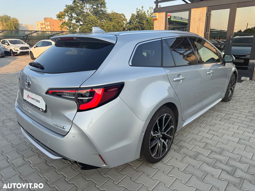 Toyota Corolla 2.0 HSD TS Exclusive Plus - 11