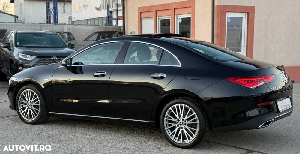 Mercedes-Benz CLA - 5