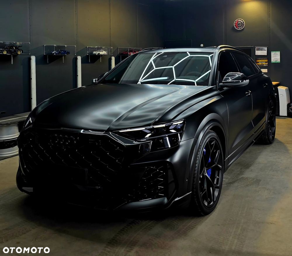 Audi RS Q8 - 3