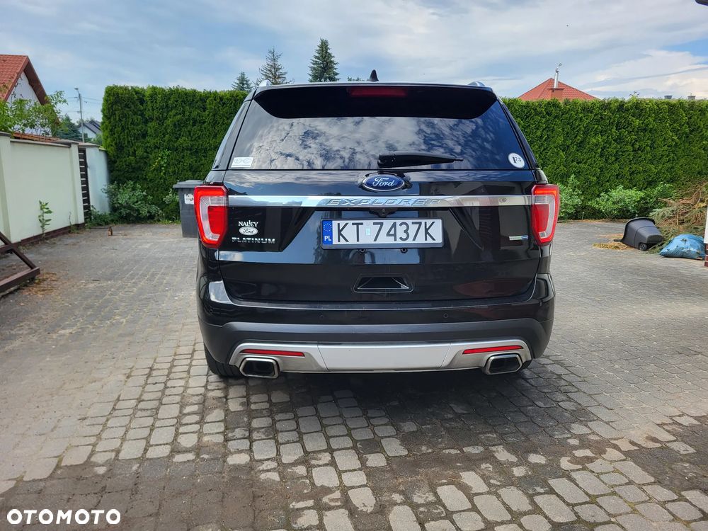 Ford Explorer - 7