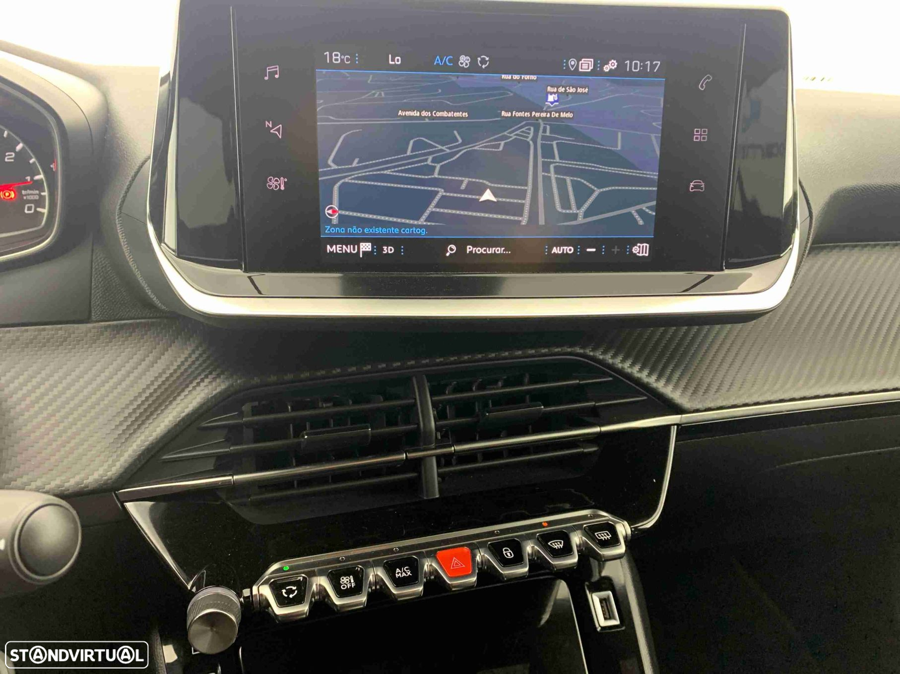 Peugeot 2008 1.2 PureTech Allure EAT8 - 11