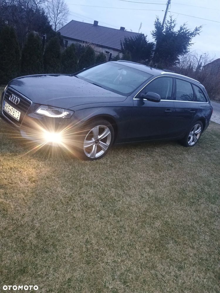 Audi A4 Avant 2.0 TDI - 1