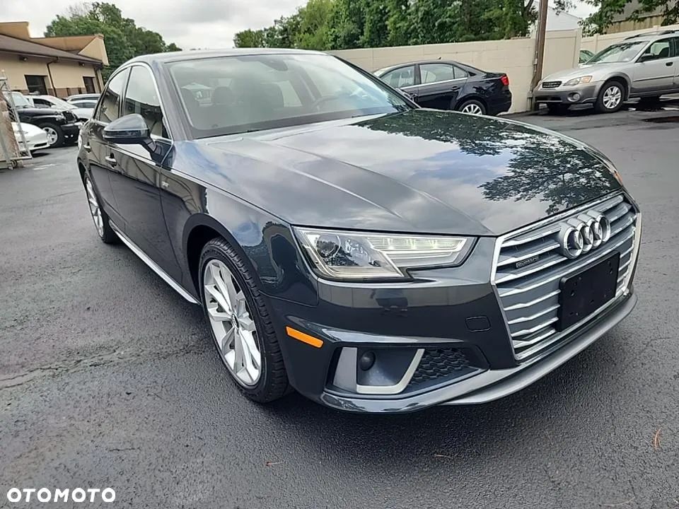 Audi A4 - 8