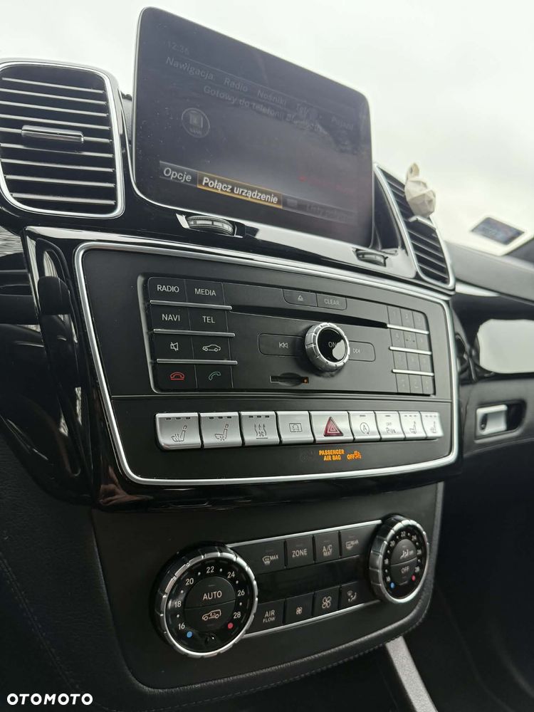 Mercedes-Benz GLS - 15