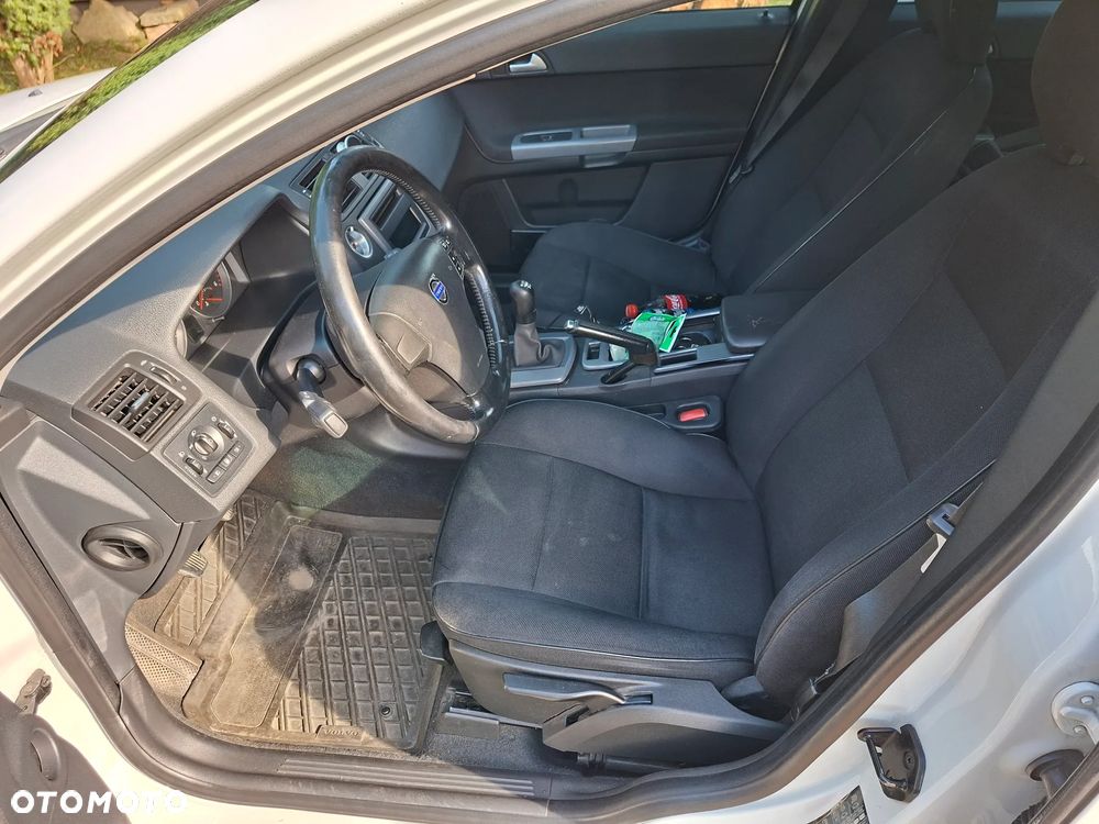Volvo V50 - 13