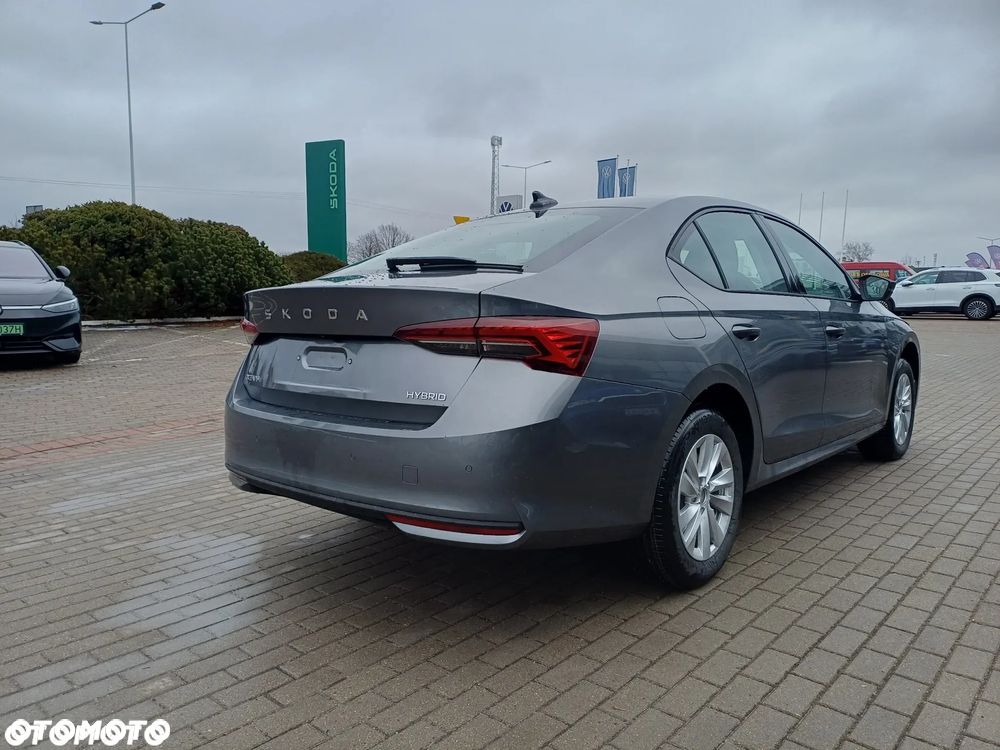 Skoda Octavia 1.5 TSI mHEV Drive Essence DSG - 6