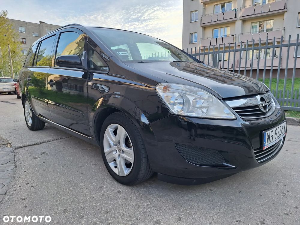 Opel Zafira 1.8 Family - 2