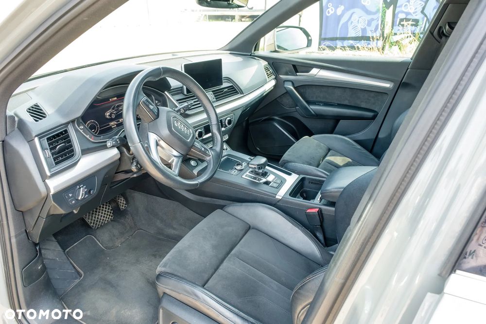 Audi Q5 50 TFSI e Quattro S tronic - 11