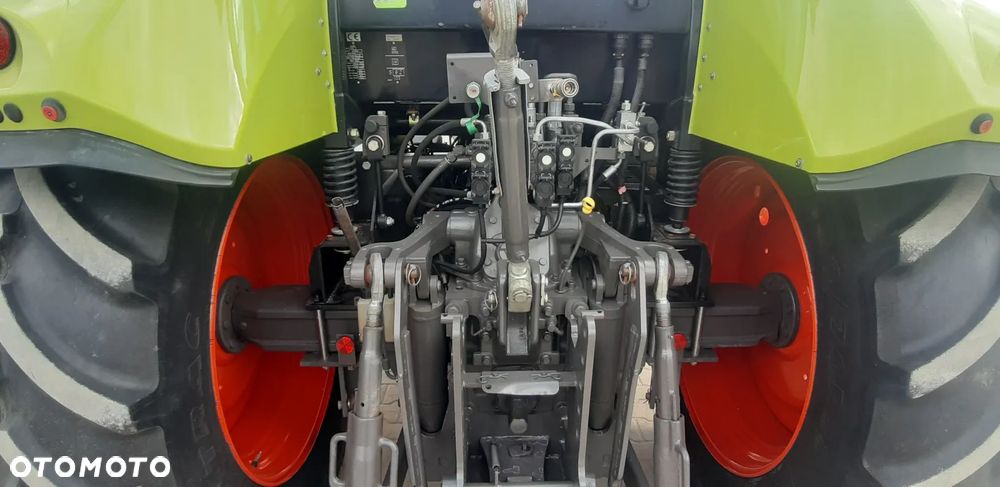 Claas Arion 620 - 14