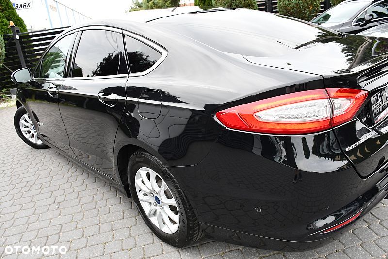 Ford Mondeo 2.0 Hybrid Titanium - 33