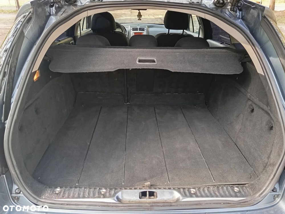 Peugeot 407 - 8