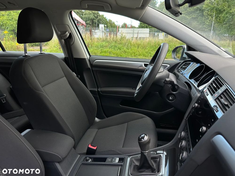 Volkswagen Golf Variant 1.6 TDI SCR Trendline - 16