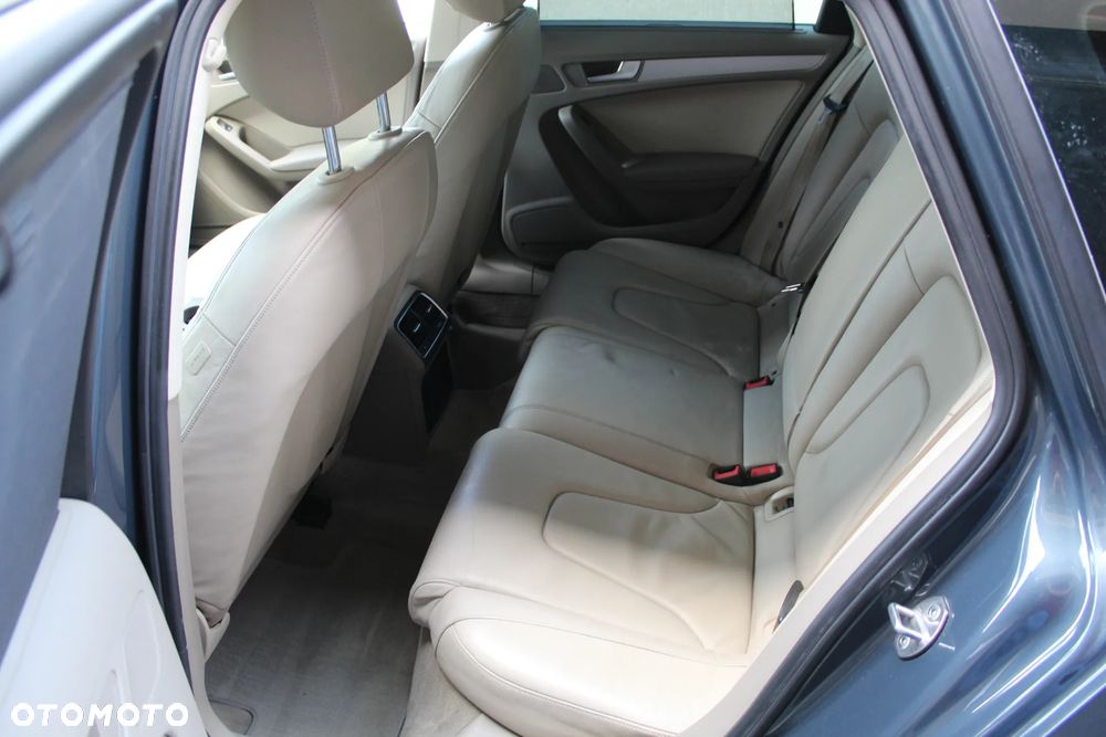 Audi A4 Avant 2.0 TDI e DPF Ambiente - 14
