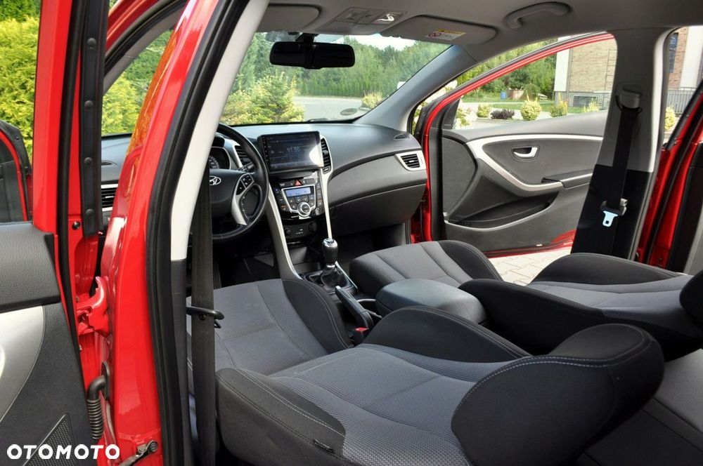 Hyundai i30 - 27