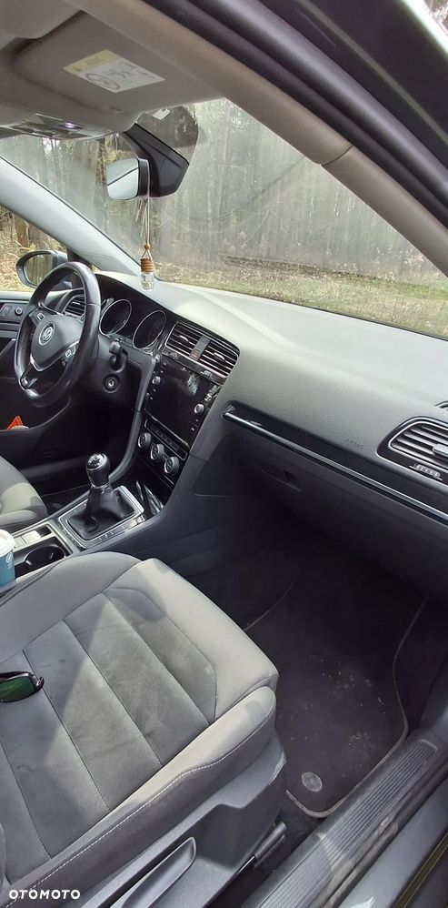 Volkswagen Golf 1.6 TDI BMT Comfortline - 8