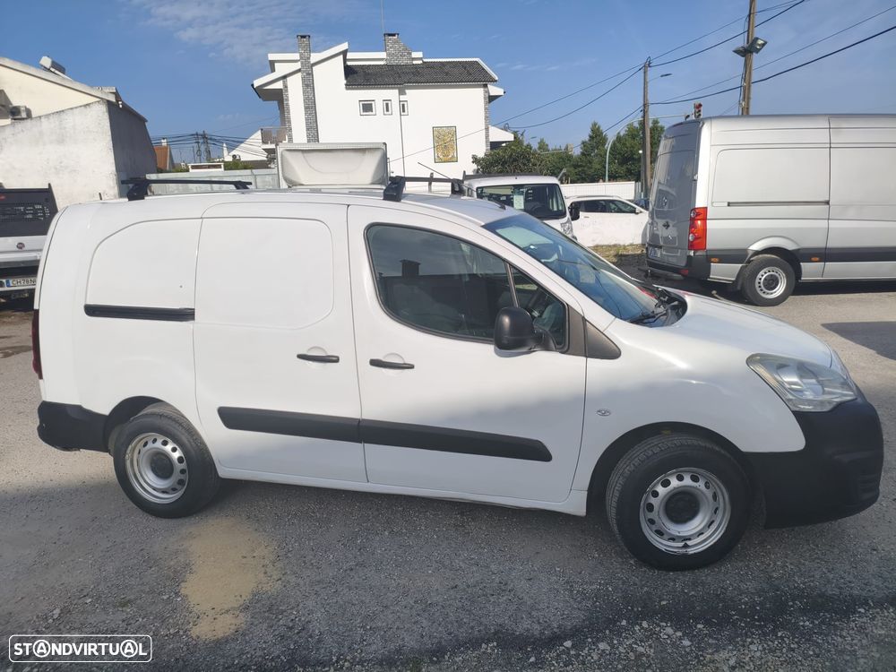 Citroën BERLINGO 1.6HDI LONGA 3 LUG - 6