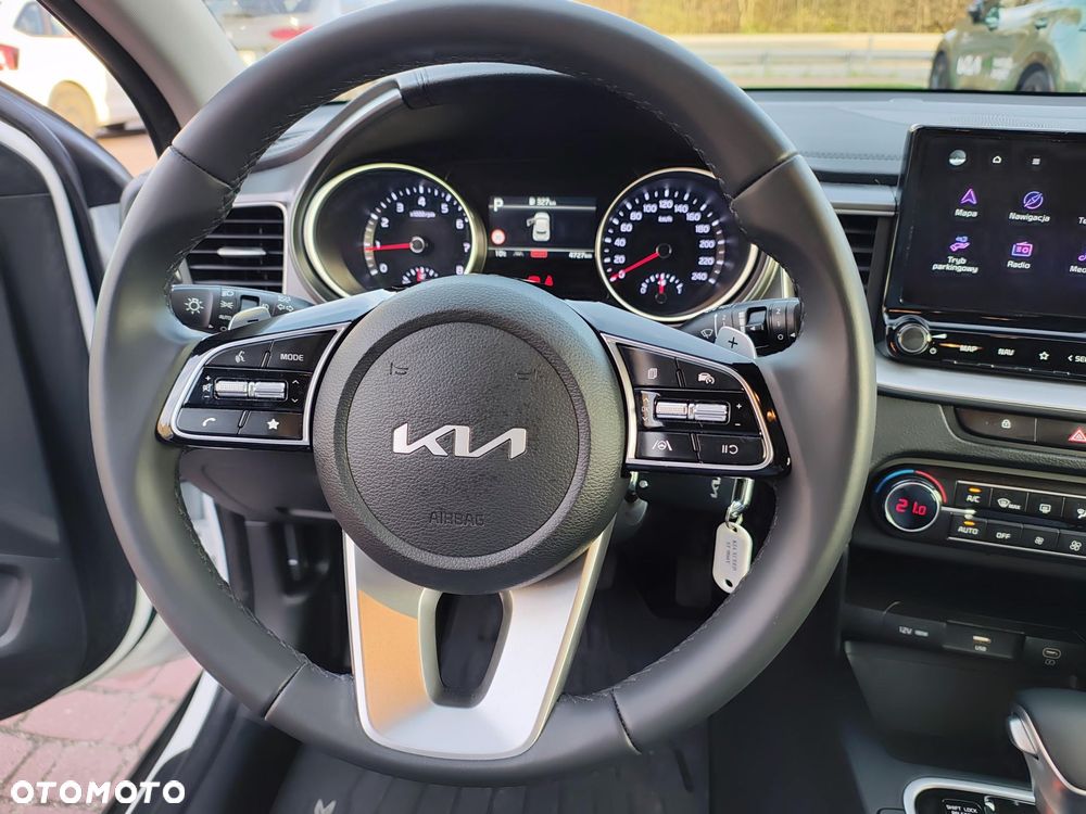 Kia XCeed 1.5 T-GDI M DCT - 12