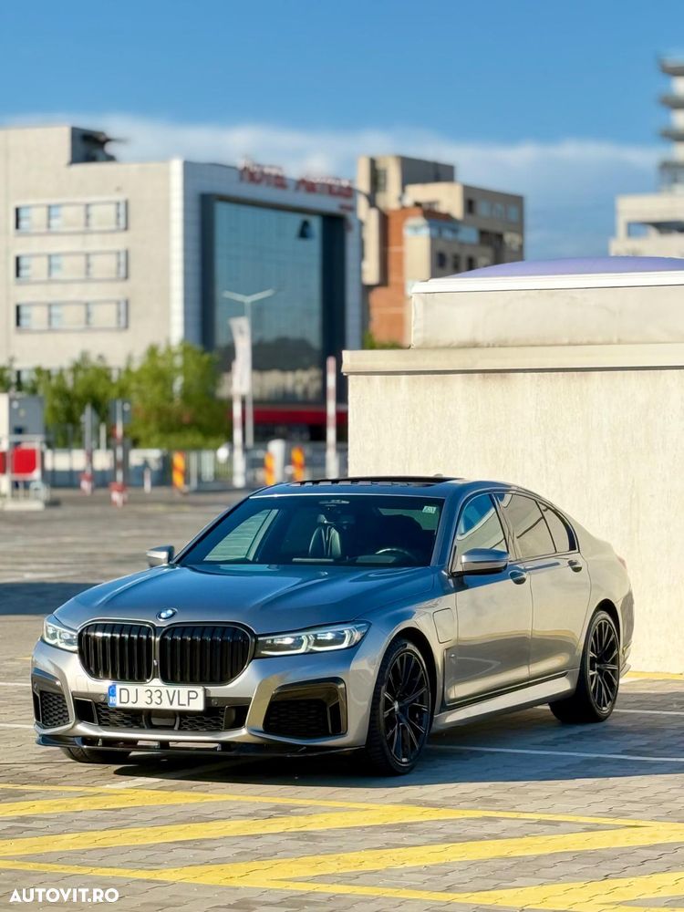 BMW Seria 7 2020 photo 2