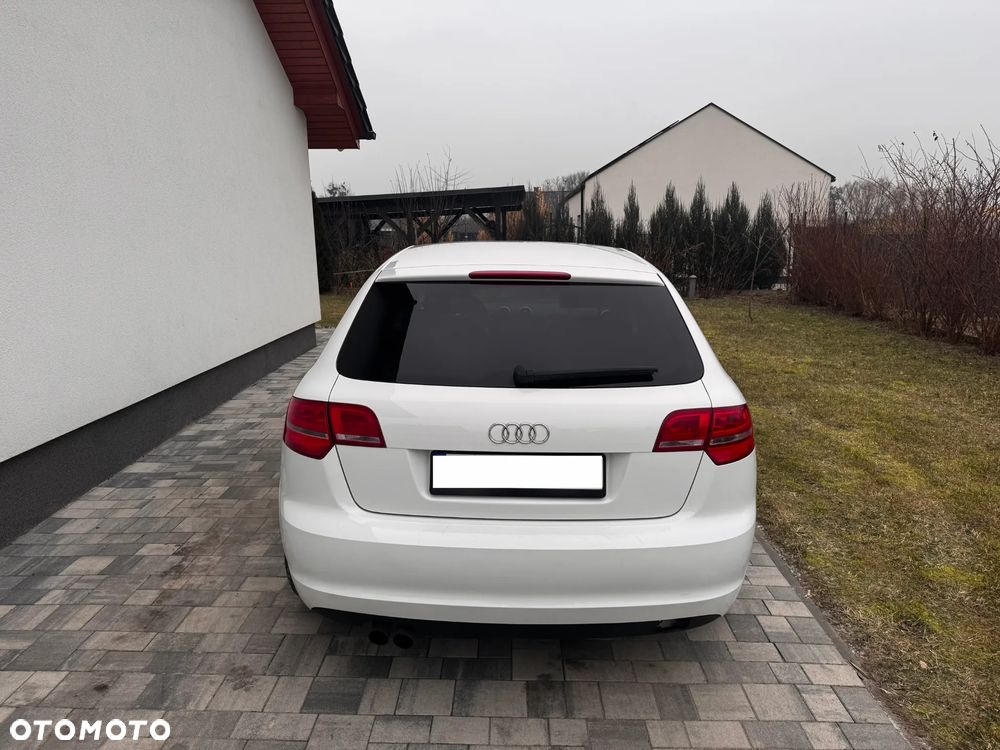 Audi A3 Sportback 2.0 TDI DPF Prime Line - 2