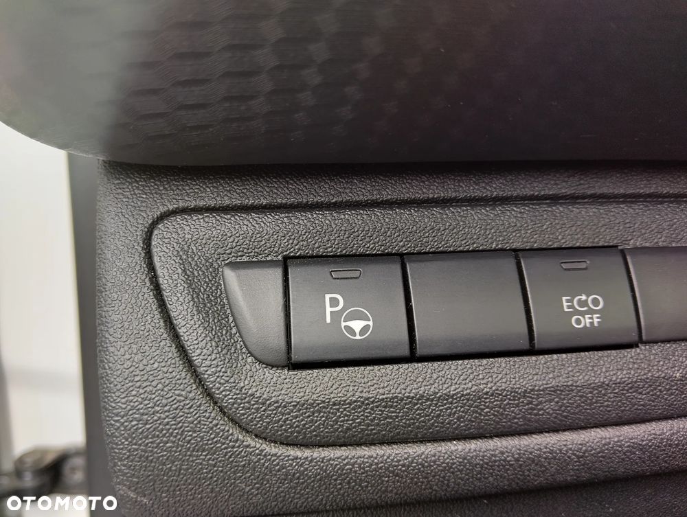 Peugeot 208 PureTech 82 Start & Stop Tech Edition - 23