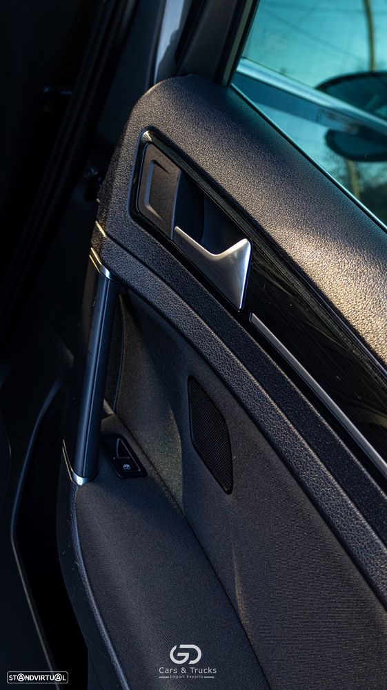 VW Golf Variant 2.0 TDi R-Line - 49