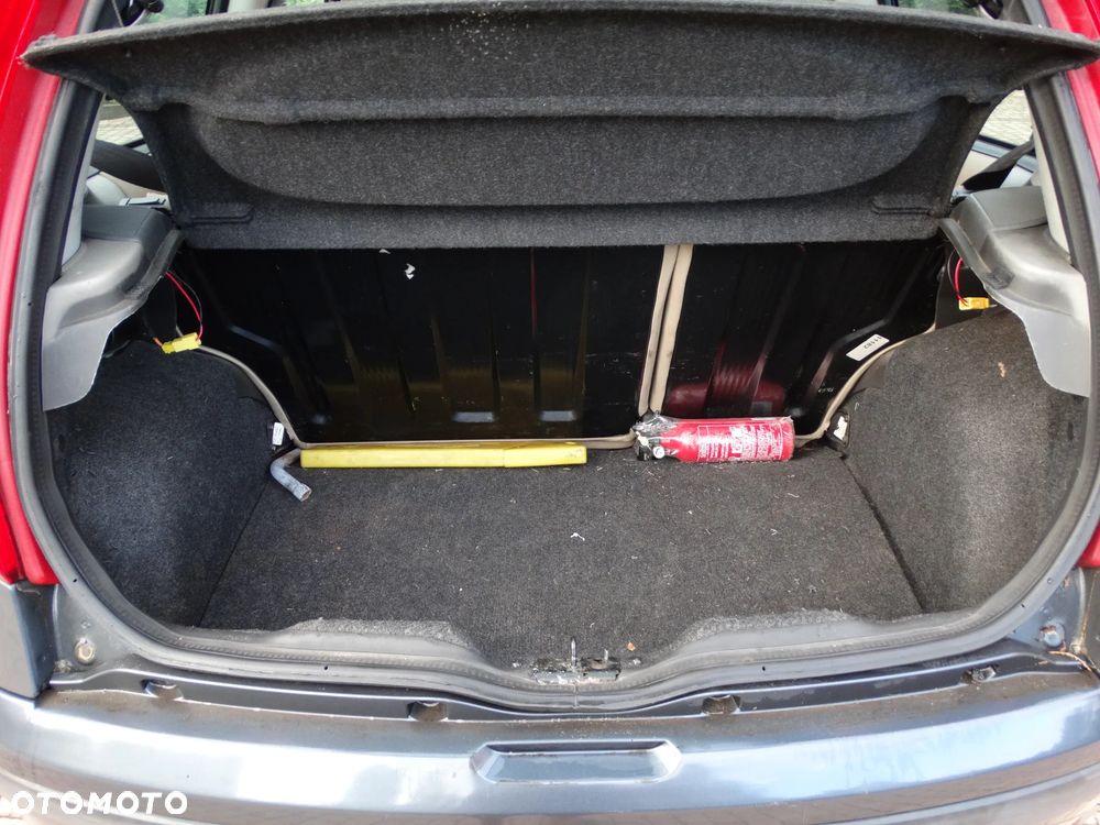 Fiat Punto 1.2 16V ELX - 11
