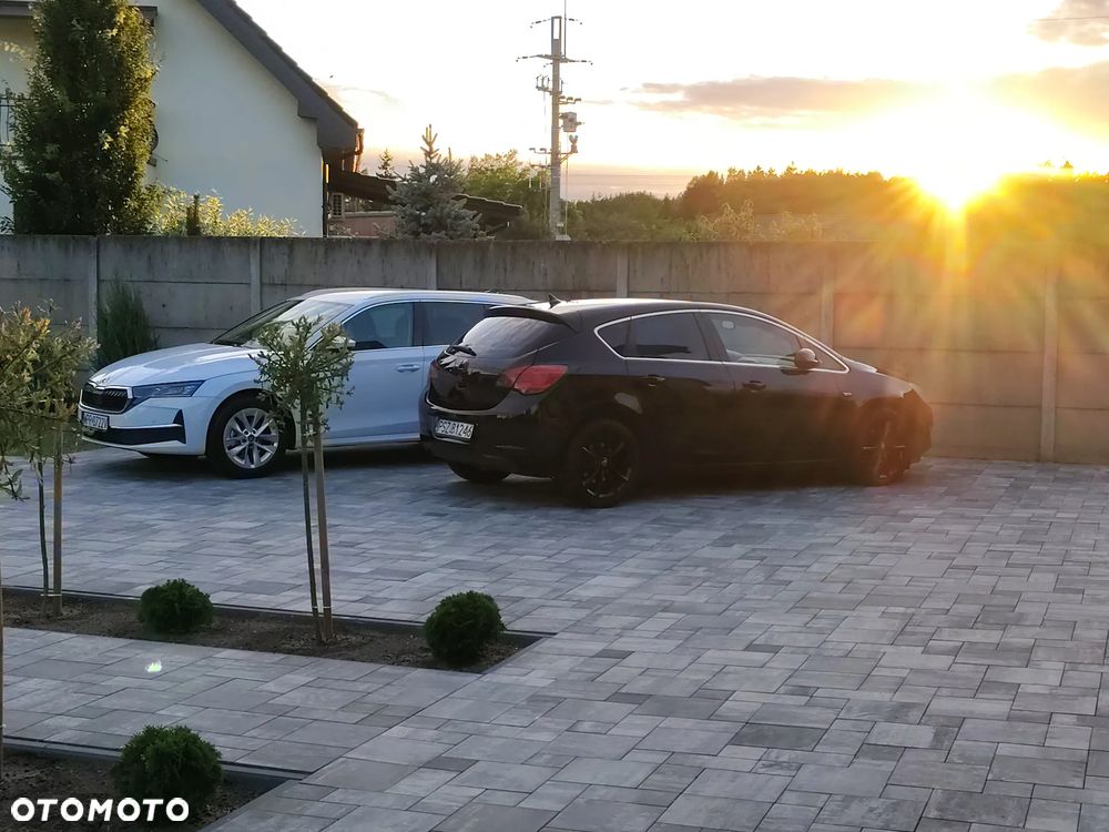 Opel Astra 1.7 CDTI DPF Cosmo - 7