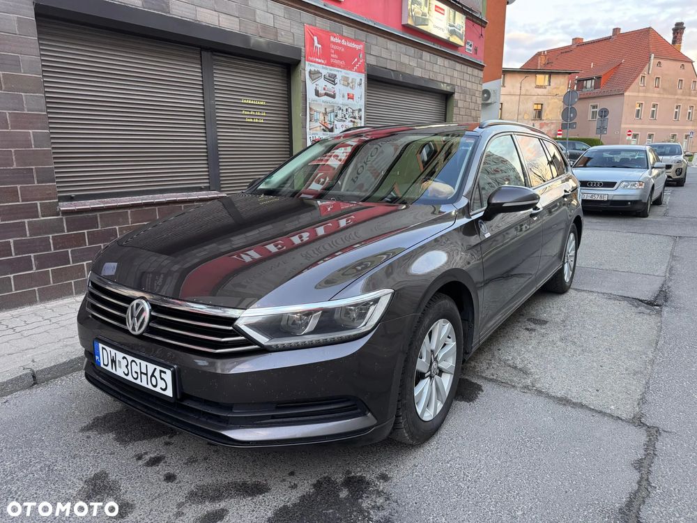 Volkswagen Passat 2.0 TDI BMT Trendline - 12