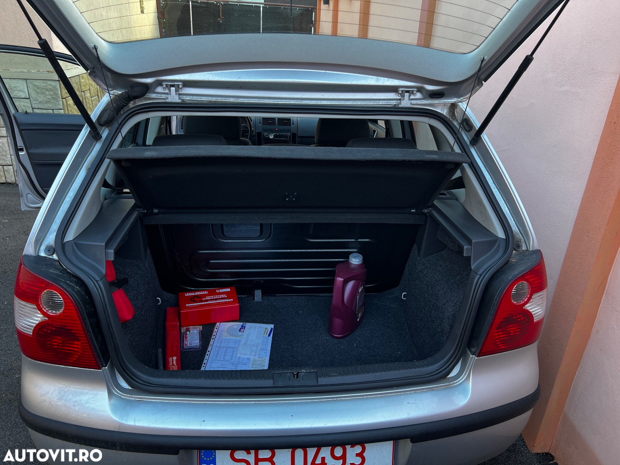 Volkswagen Polo 1.4 - 15