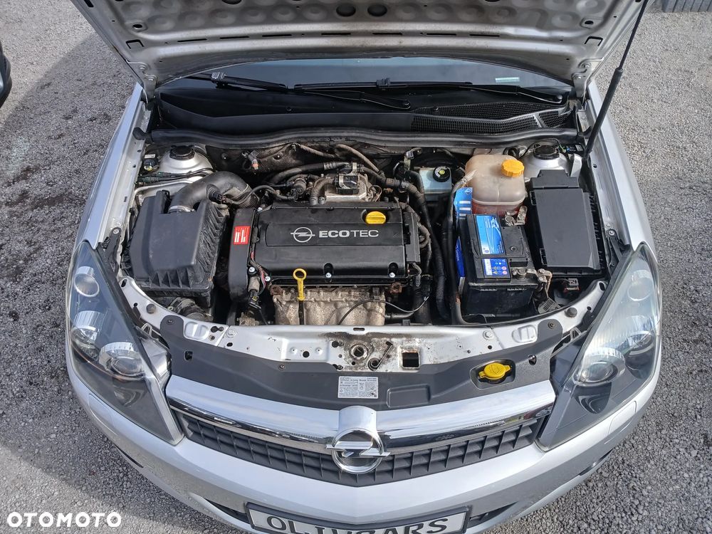 Opel Astra GTC 1.6 Sport - 39