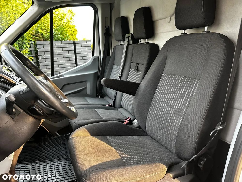 Ford Transit - 16