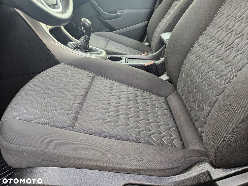 Opel Astra 1.4 Turbo Cosmo - 21