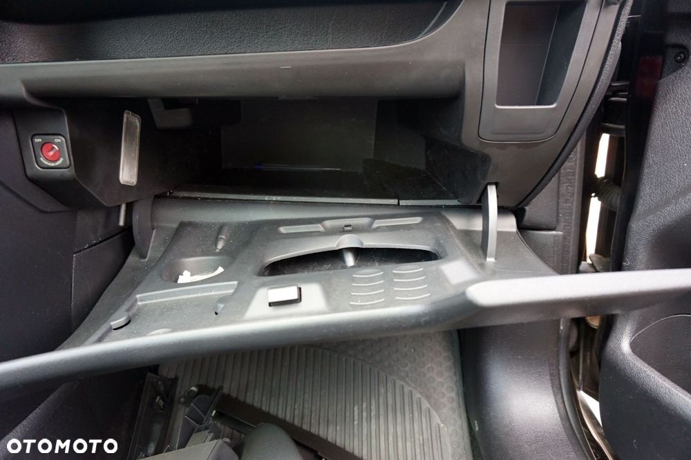 SCHOWEK PASAŻERA 207 SW LIFT  PEUGEOT 2009-2012 - 2