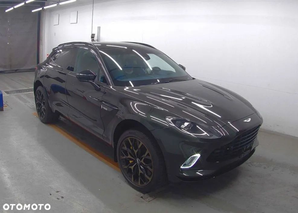 Aston Martin DBX Standard - 28