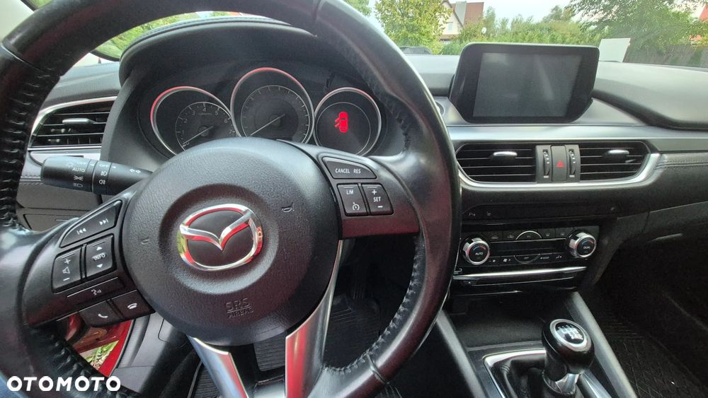 Mazda 6 - 8