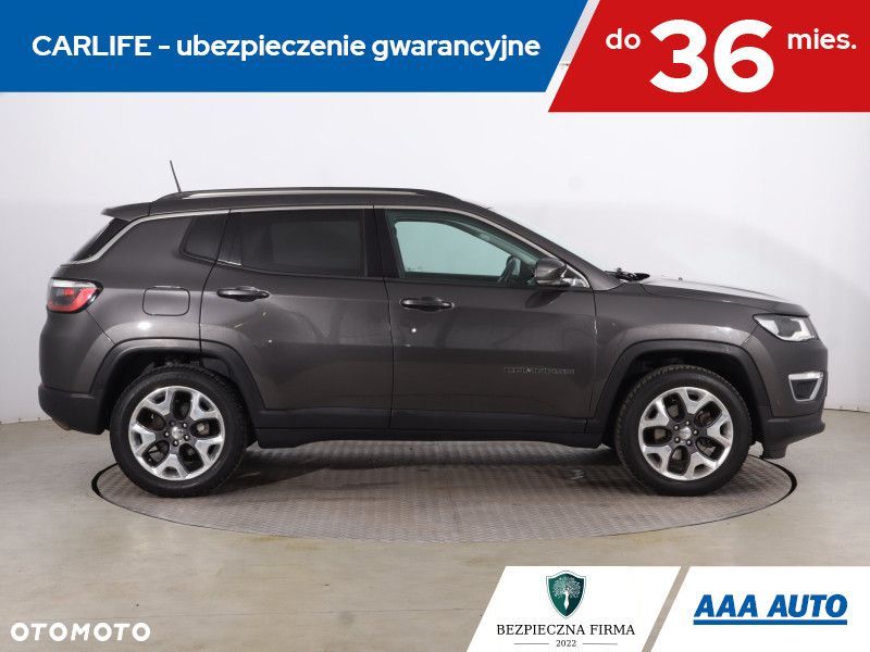 Jeep Compass - 8