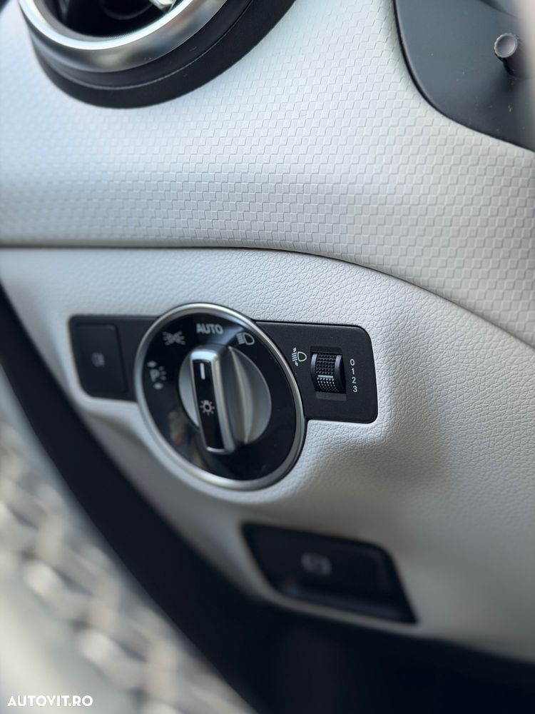 Mercedes-Benz A 180 - 15