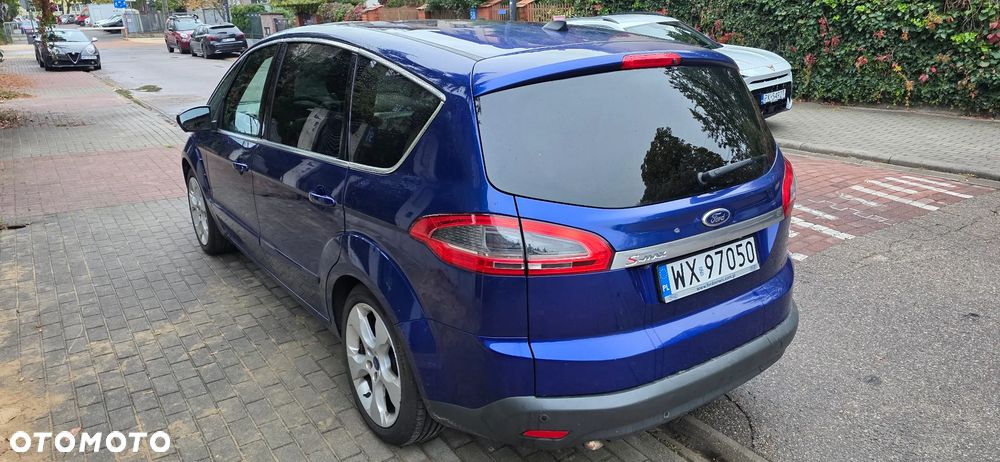 Ford S-Max - 21