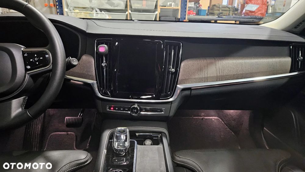 Volvo V90 B5 D AWD Ultimate Dark - 11