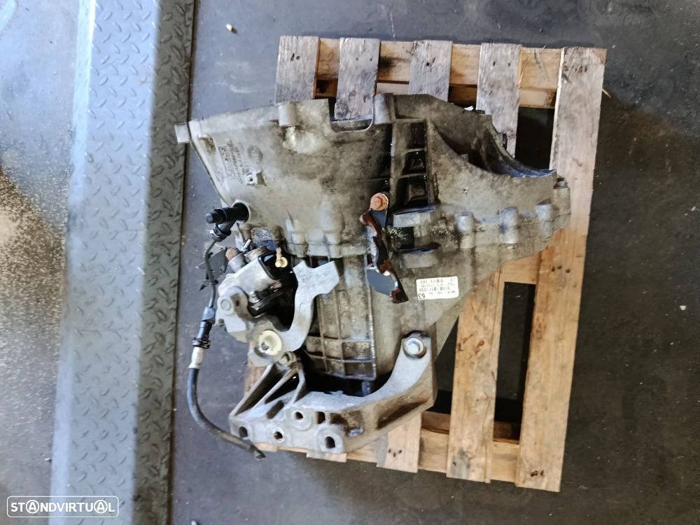 Caixa de velocidades Ford Transit 2.2 TDCi REF: GK3R-7002-RA - 5