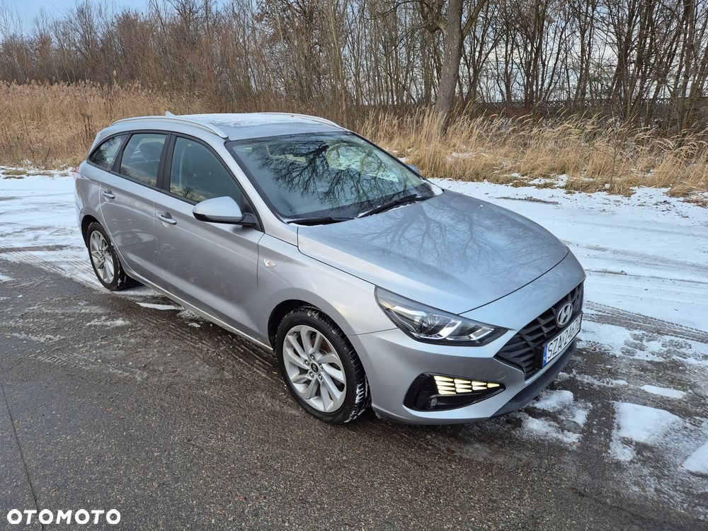 Hyundai i30 1.5 DPI Comfort - 1