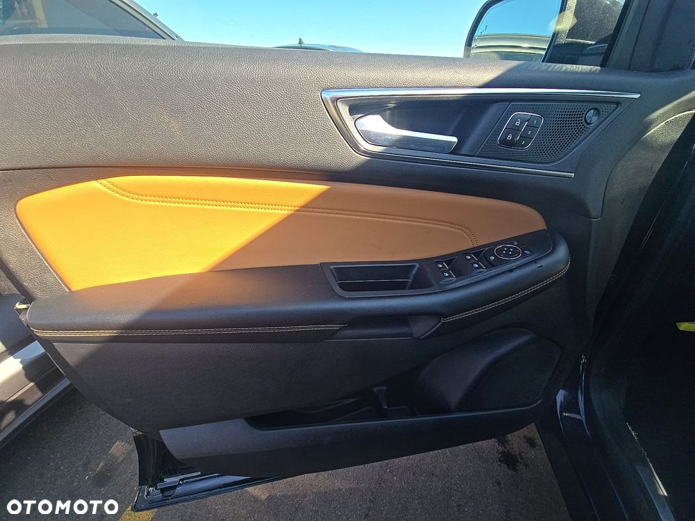 Ford Edge - 10